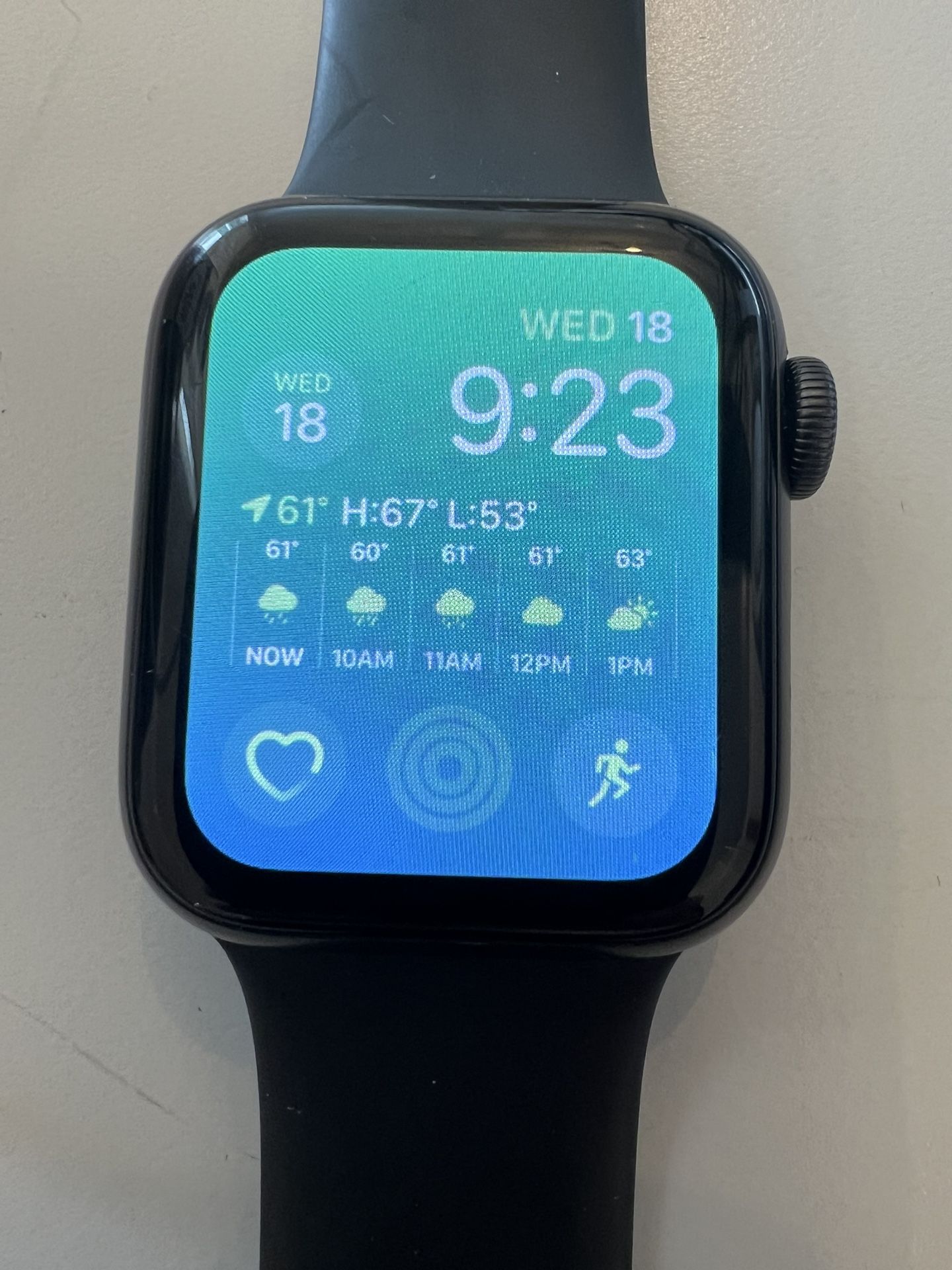 Apple Watch Series 7 – 45mm (Midnight Aluminum, GPS)