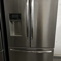 Frigidaire French Door refrigerator 