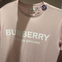 Burberry Shirt M Fits Like A LARGE 