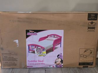 Minnie  mouse toddler bed