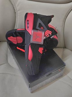 Jordan 4 Retro 
