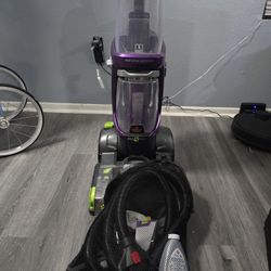 Bissell Carpet Cleaner 