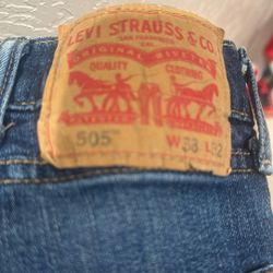 Levi Strauss @ Co W38 L32