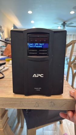 APC Smart-UPS 1500