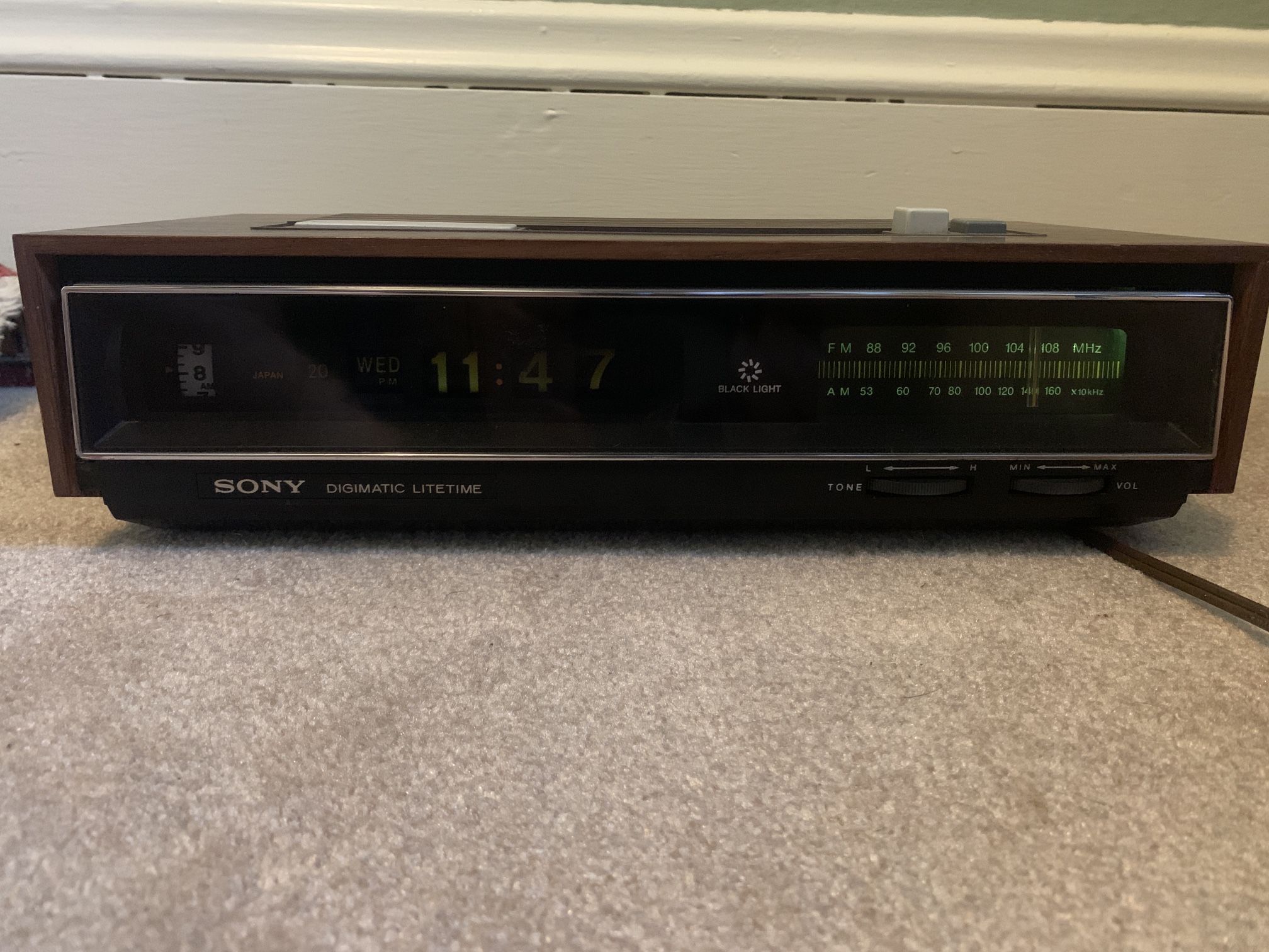 Vintage Sony Digimatic Clock Radio