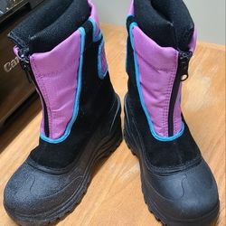 Kids Snow Boots Size 1 Boys or Girls