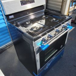 New Maytag 5 Burner Convectional Stainless Steel Gas Stove With Air Fry 