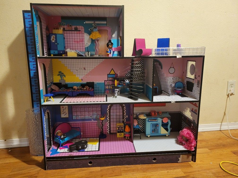 LOL Surprise OMG House Real Wood Dollhouse


