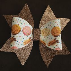Concha “Pan Dulce” Bow
