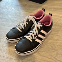 Adidas classic striped black sneakers size 8 1/2