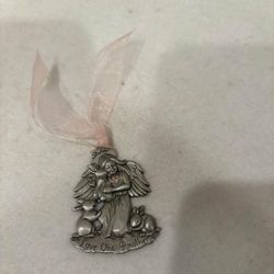 Keepsake ornament angel metal gloria duchin love one another Love