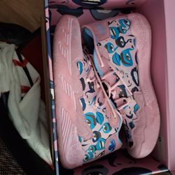 Shoes 