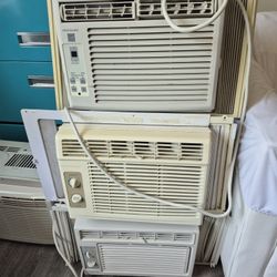 Air Conditioner 5000 btu 
