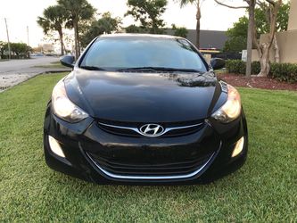 2012 hyundai elantra