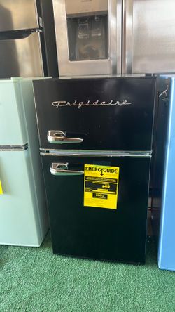 Retro mini fridge
