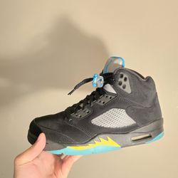 Jordan 5 Aqua Size 8.5M