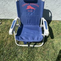 Tommy Bahama Out Door Chair Used But Is In Good Condition