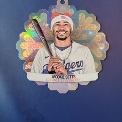 2023 Topps Holiday Mookie Betts Ornament Card!