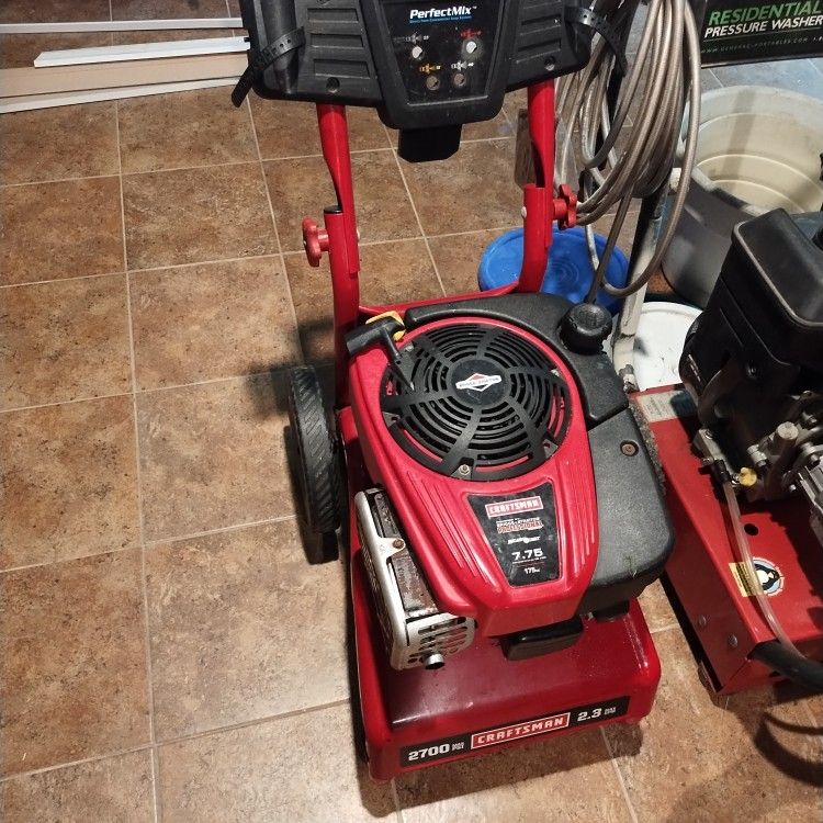 Craftsman Pressure Washer 2700psi