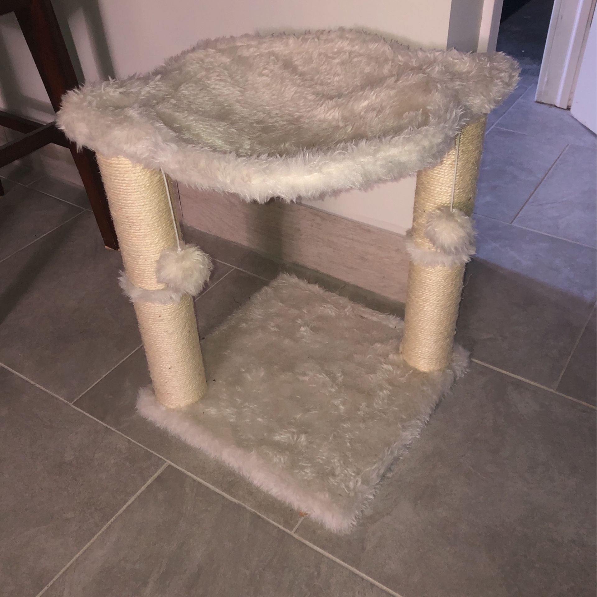 20’ Cat Tree