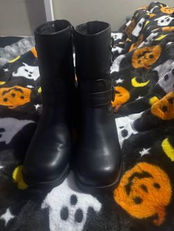 Black Moto Ankle Boots with Buckle Women’s Size 8