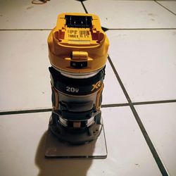 DeWalt xR Router Tool Only 