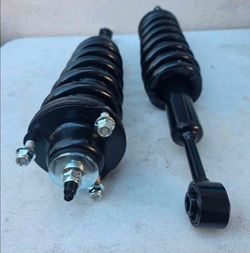 Toyota Tacoma 4Runner FJ Cruiser Struts Coil Springs 05-23