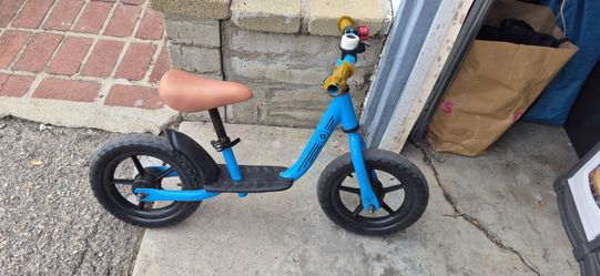 Toddler balance bike