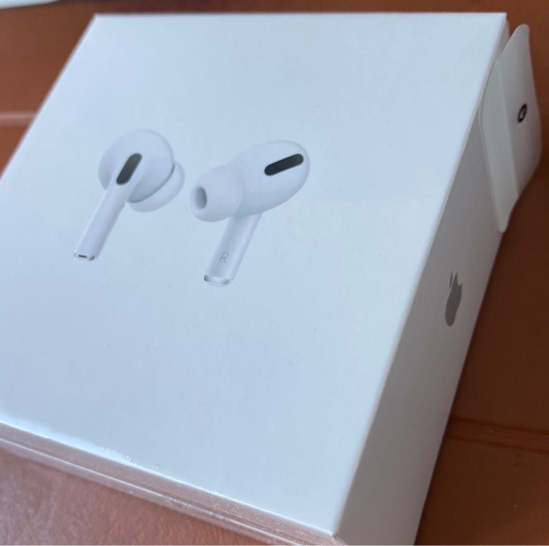 AIRPODS PRO - NEW - Never Opened