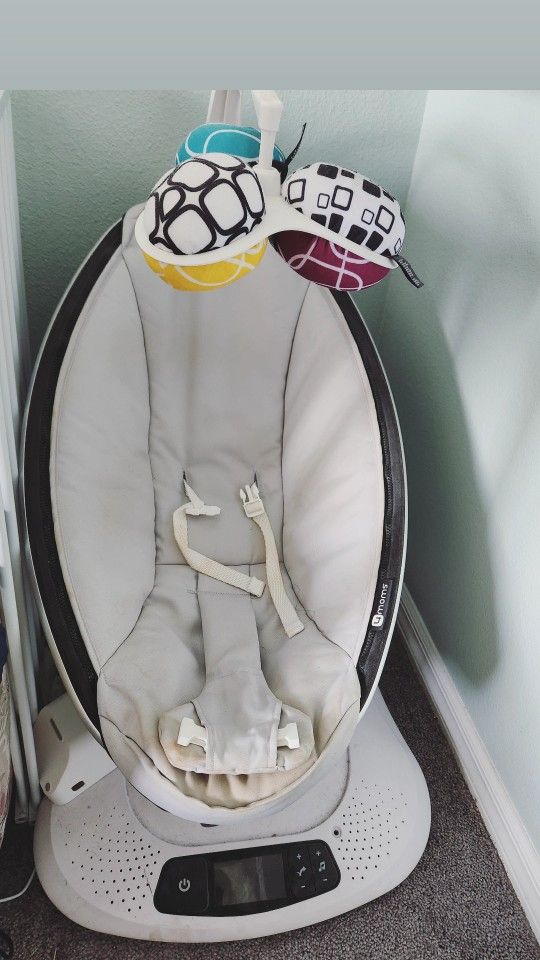 $100 Only for BABY SWING 4moms MamaRoo Multi-Motion Baby Swing, Bluetooth Enabled with 5 Unique Motions