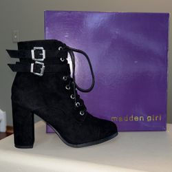 Madden Girl Klaim Black Suede Bootie - Size 7