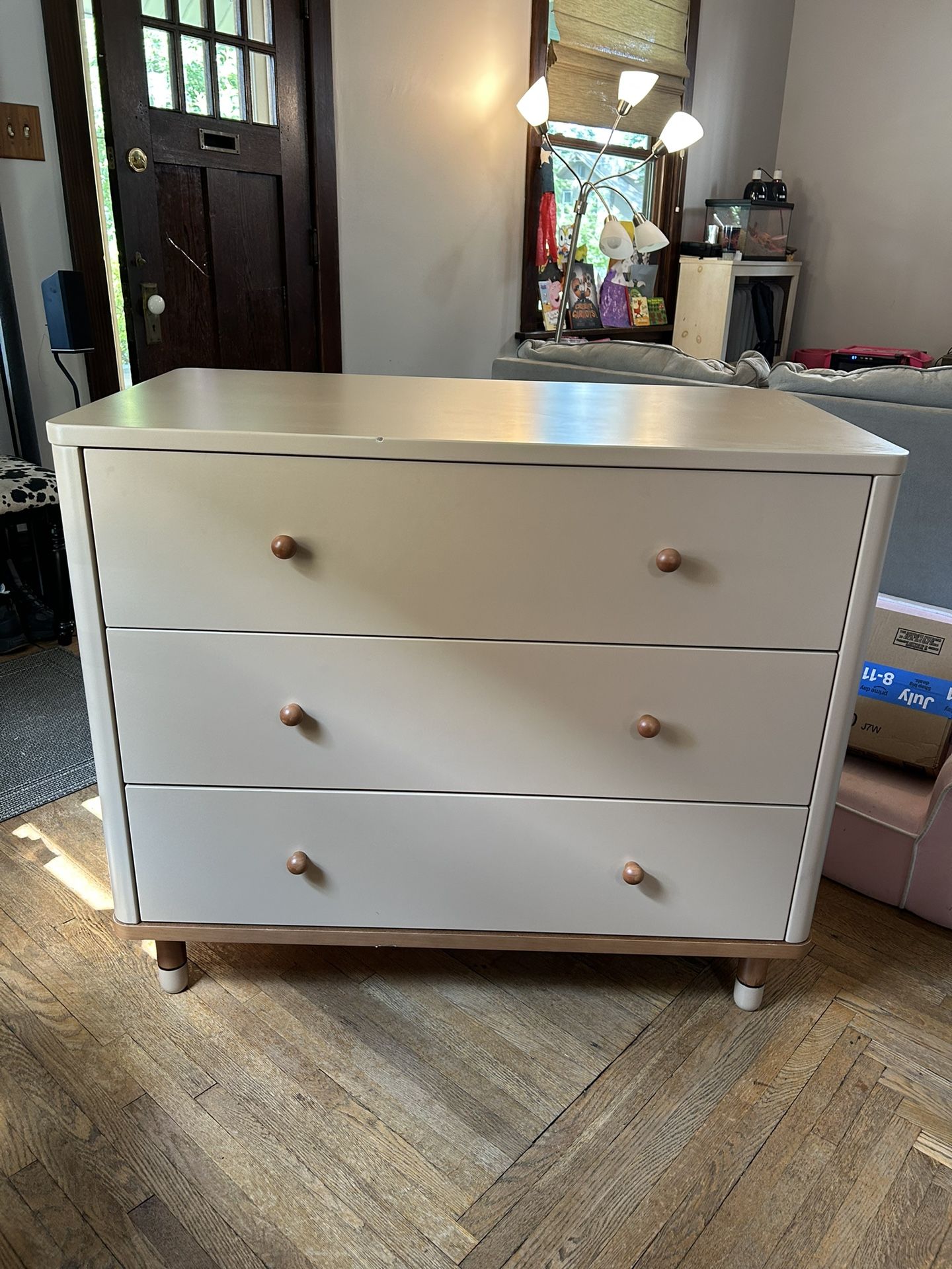 Nestig Cloud Dresser