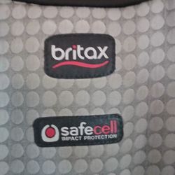 Britax 2 Car Seats 100 For Both 120 For Both If I Have To Bring Them To You
