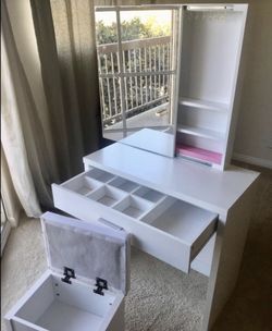 White vanity + stool