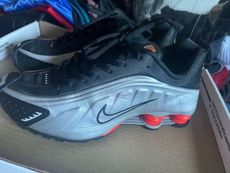 Nike shox men’s size 8.5