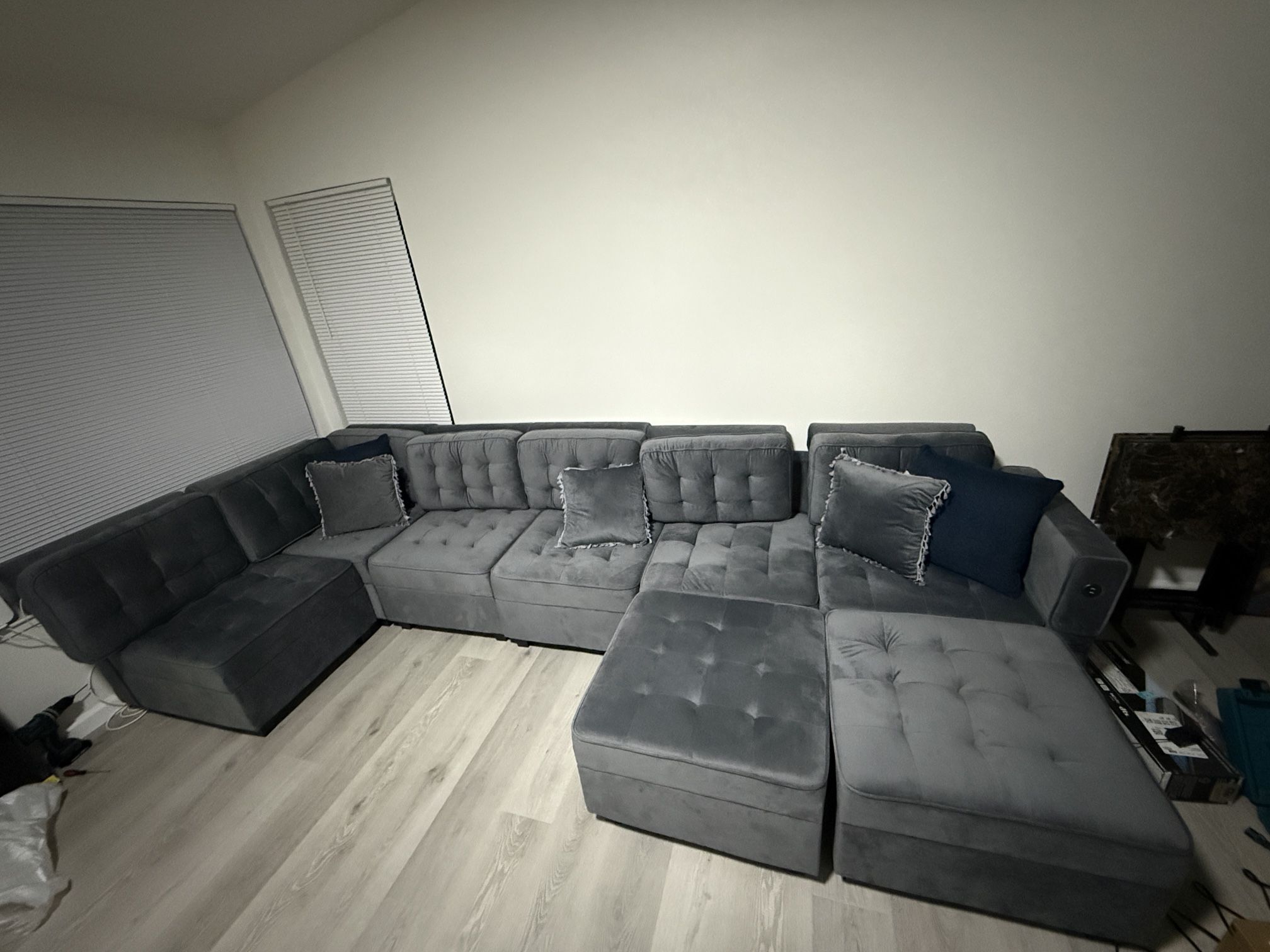 Large Sofa Couch Sectional Grey W/ Ottoman , 8 Seater