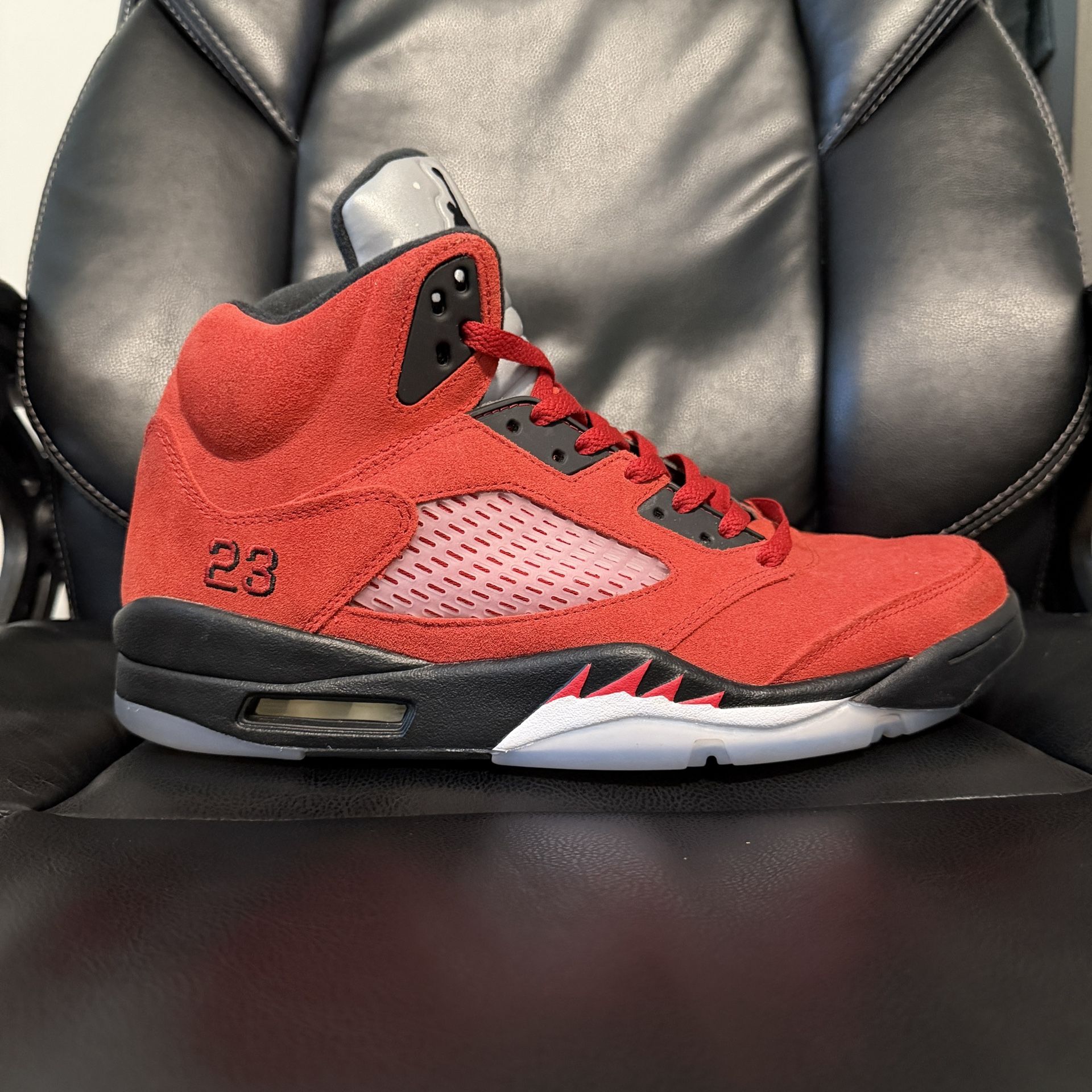 Jordan 5 “Raging Bull Red” Size 12