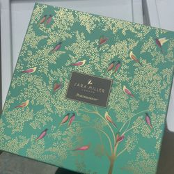 Cake/Dessert Stand Set