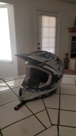 Vintage Fox Racing Tracer helmet for Dirtbike or Ebike (Read Full Description)