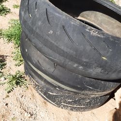 Motorcycle tires