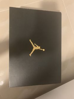 Air Jordan shoes size 6
