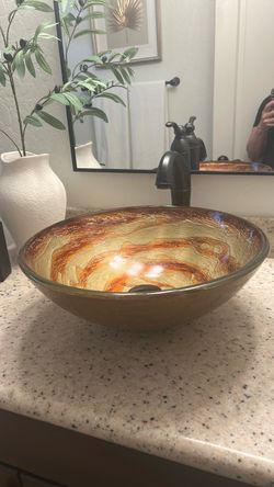 16 round modern glass vessel sink