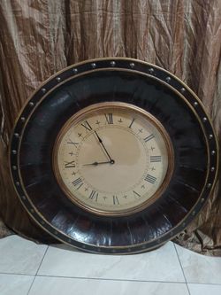 Unique vintage Circa 1960 Concaved Face Clock