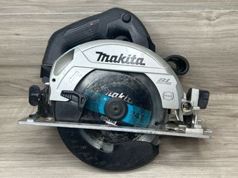 Makita XSH04 18V Lxt Sub-compact Brushless 6-1/2" Cordless Circular Saw (PO1027063)