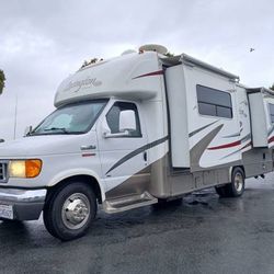 2006 Forest River Lexington GTS Class B+ RV