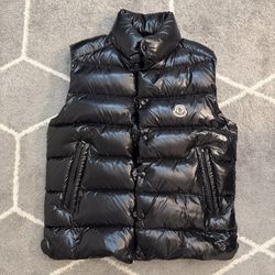 Moncler vest