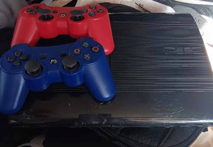 Ps3 Cech-2501b 250gig With 2 Controllers