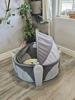 Portable Baby Bassinet with Canopy