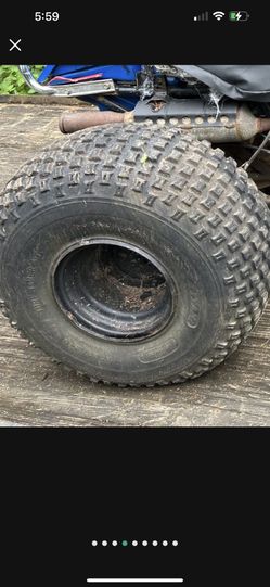 25x12x9 Turf Tamer Atv Tires Like New 