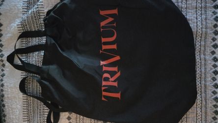 Trivium Drawstring Pack